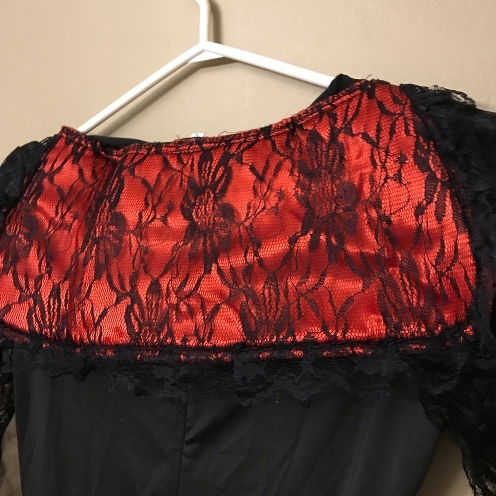 Vampire Dress Costume - Picture 6 of 10
